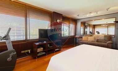 Vista 360° a ciudad y club de golf