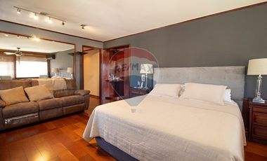 Vista 360° a ciudad y club de golf