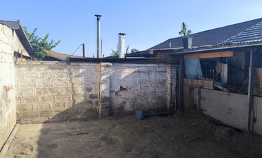CASA 3D 1B ESTACIONAMIENTO PLAZA OESTE