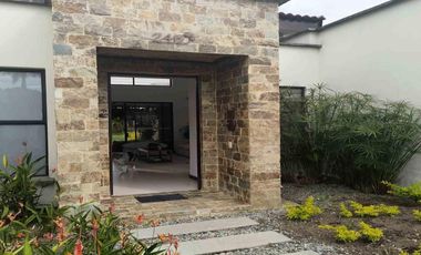 CASA CAMPESTRE EN VENTA VIA EL CAIMO/TEBAIDA
