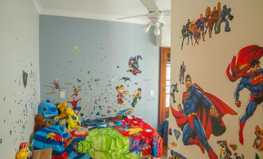 Casa en Alquiler   6 ambientes con Jardín y Pileta en FLORIDA