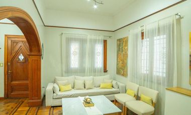 Casa en Alquiler   6 ambientes con Jardín y Pileta en FLORIDA