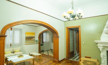 Casa en Alquiler   6 ambientes con Jardín y Pileta en FLORIDA