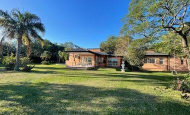 Casa en Barrio Privado Santa Ana