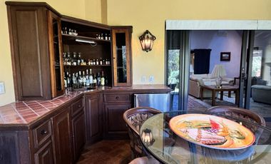 Lujosa residencia totalmente amueblada, en exclusivo fraccionamiento a 5 mins de