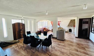 Casa en Venta con 6100m2 de terreno Tababela sector Oyambarillo
