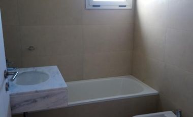 Departamento - Olivos-Vias/Rio