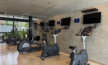 CASA EN VENTA DE 2 PLANTAS, ALBERCA Y PANELES SOLARES  | CONKAL