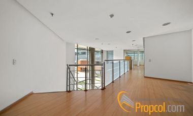 EN VENTA LOCAL, SANTA BARBARA, BOGOTA