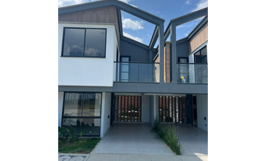 Casa en conjunto para arriendo en Cerritos,Pereira!!!