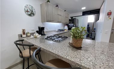 CASA EN UNIDAD ABIERTA EN EL RETIRO
