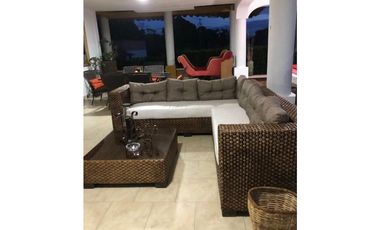 SE VENDE O PERMUTA FINCA HOTEL QUIMBAYA