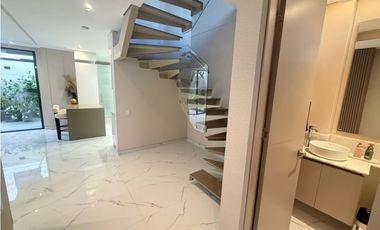 Casa amoblada en arriendo - Condominio Sta Barbara