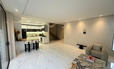 Casa amoblada en arriendo - Condominio Sta Barbara