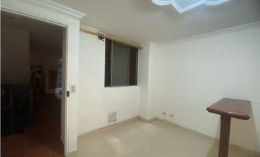 Comodo Apartaestudio para Arriendo en Barrio Cristobal, Medellín