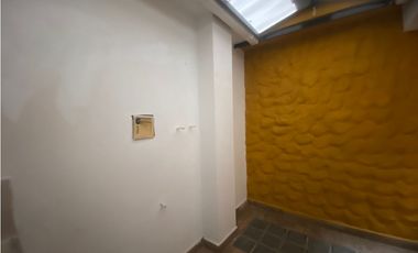Comodo Apartaestudio para Arriendo en Barrio Cristobal, Medellín