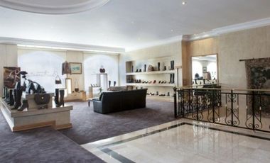 Casa / Local Comercial de Lujo en Arriendo
