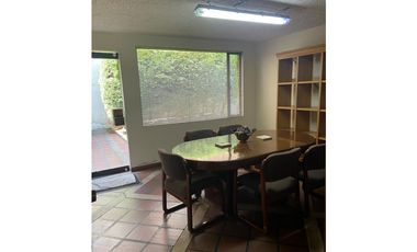 Casa / Local Comercial de Lujo en Arriendo