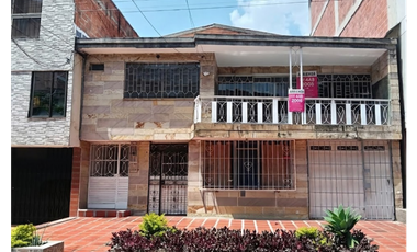 Se Arrienda Casa en el Estadio, Medellìn
