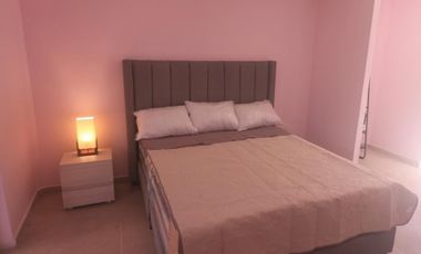 Lote en venta con Cabaña en El Peñol, Con acceso al embalse.