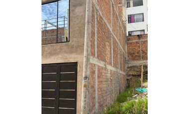 VENDO CASA CON DOBLE APTO BARRIO BUAMBILES IPIALES