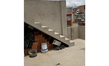 VENDO CASA CON DOBLE APTO BARRIO BUAMBILES IPIALES