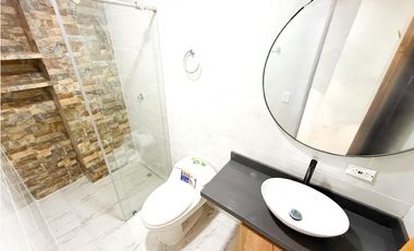 Se vende apartamento tercer piso, ubicado en sector residencial