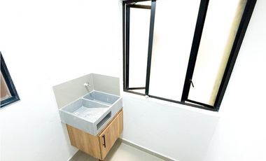 Se vende apartamento tercer piso, ubicado en sector residencial