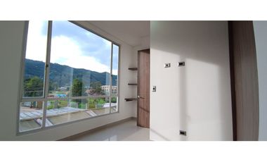 Arriendo Apto Cota Centro $ 1.500.000