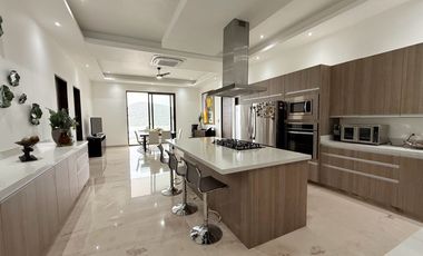 Casa en Venta en Sierra Alta 3er Sector, Monterrey NL