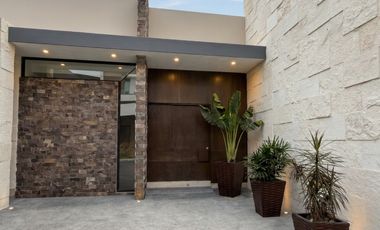 Casa en Venta en Sierra Alta 3er Sector, Monterrey NL
