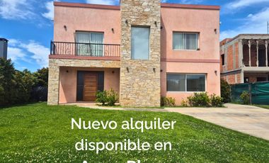 Casa en alquiler en Ayres Plaza 5 ambientes con pileta barrio cerrado
