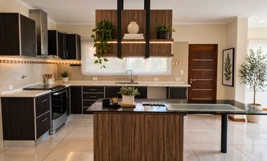 Casa en alquiler en Ayres Plaza 5 ambientes con pileta barrio cerrado