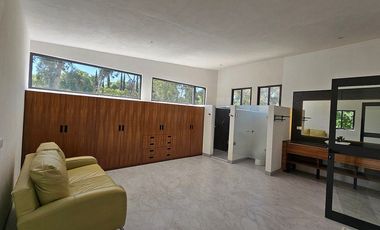 Casa nueva rodeada de árboles y jardin 1050M2 en fracc Real la Alfonsina