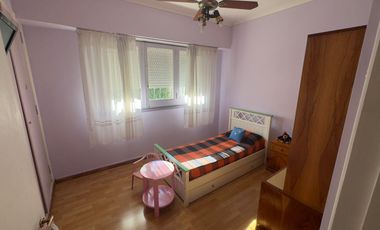 Venta - Casa - 4 amb - Ramos Mejia - 110m2 - Muy luminosa - Lote propio.