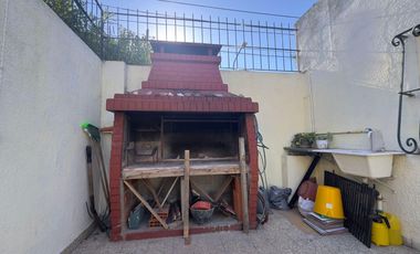 Venta - Casa - 4 amb - Ramos Mejia - 110m2 - Muy luminosa - Lote propio.