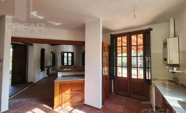 Casa en Villa Allende 3 dor, parque y pileta