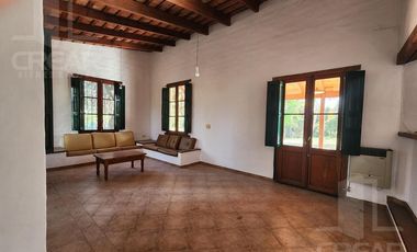 Casa en Villa Allende 3 dor, parque y pileta