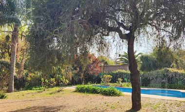 Casa en Villa Allende 3 dor, parque y pileta