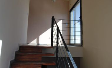 Excelente Casa en alquiler cuatro dormitorios, pileta, seguridad Valle del Golf