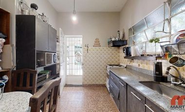 Casa en Venta de 4 Ambientes en Villa Adelina con Patio, Terraza y Cochera