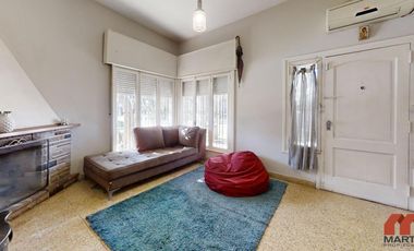 Casa en Venta de 4 Ambientes en Villa Adelina con Patio, Terraza y Cochera