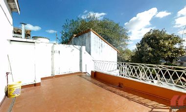 Casa en Venta de 4 Ambientes en Villa Adelina con Patio, Terraza y Cochera