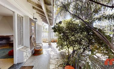 Casa en Venta de 4 Ambientes en Villa Adelina con Patio, Terraza y Cochera