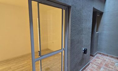 Venta PH de 2 ambientes reciclado con 2 patios