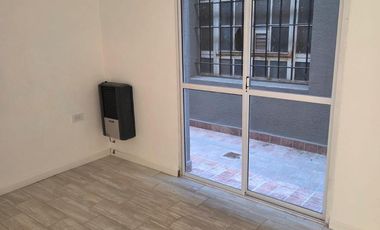 Venta PH de 2 ambientes reciclado con 2 patios