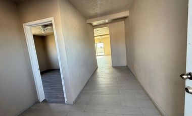 Amplio departamento en renta con balcón en zona céntrica de Rosarito