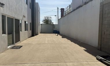 Amplio departamento en renta con balcón en zona céntrica de Rosarito