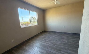 Amplio departamento en renta con balcón en zona céntrica de Rosarito