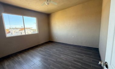 Amplio departamento en renta con balcón en zona céntrica de Rosarito
